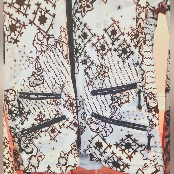 Snowboard Shell Jacket - Picture 3 of 4